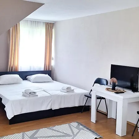Apartman Tarmonija *
